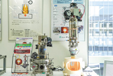 企業による展示