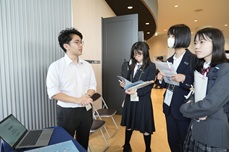 ポスターセッションの様子